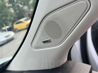 2022 Mitsubishi Outlander IV, белый, 3850000 рублей, вид 3