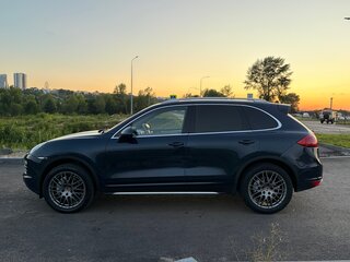 2010 Porsche Cayenne S II (958), синий, 1680000 рублей, вид 3