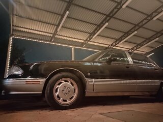 1992 Oldsmobile Ninety-Eight XI, чёрный, 3100000 рублей, вид 4