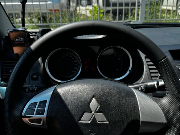 2007 Mitsubishi Lancer X, серебристый, 750000 рублей - вид 8
