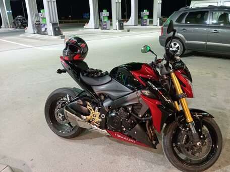 2016 Suzuki GSX-S 1000, красный, 950000 рублей, вид 1