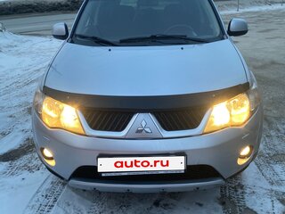 2007 Mitsubishi Outlander II, серебристый, 990000 рублей, вид 2