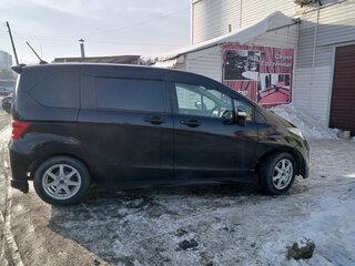 2011 Honda Freed I Рестайлинг, чёрный, 1050000 рублей, вид 2