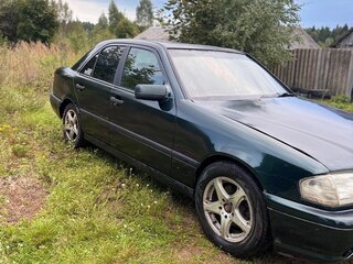1997 Mercedes-Benz C-Класс 180 I (W202), зелёный, 320000 рублей, вид 2