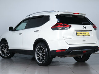 2018 Nissan X-Trail III Рестайлинг, белый, 2449000 рублей, вид 4