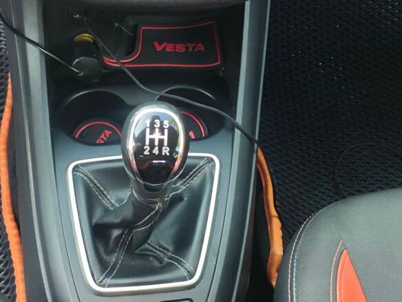 2018 Lada (ВАЗ) Vesta SW Cross I, белый, 1200000 рублей - вид 19