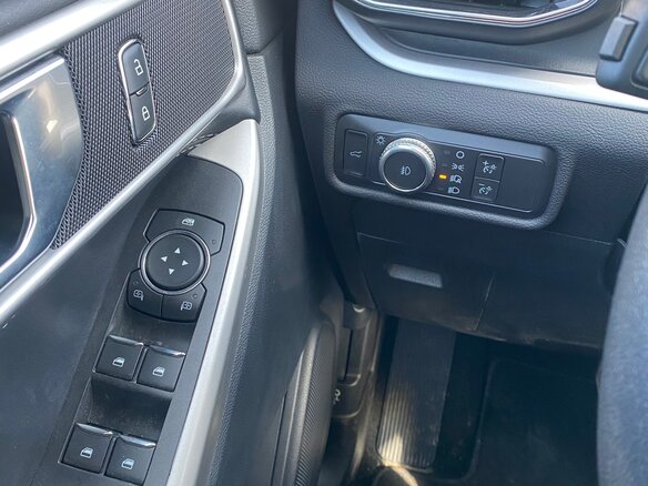 2021 Ford Explorer VI, серый, 3750000 рублей - вид 14