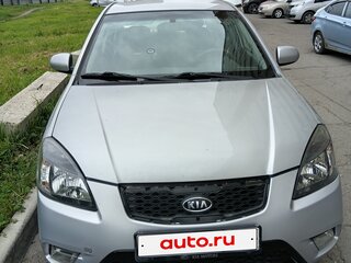 2011 Kia Rio II Рестайлинг, серебристый, 550000 рублей, вид 1