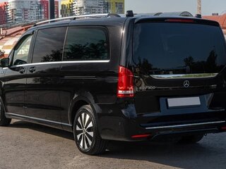 2022 Mercedes-Benz EQV Extra Long 300 экстра длинный I, чёрный, 15000000 рублей, вид 4