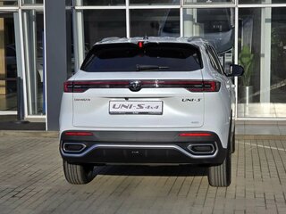 2026 Changan UNI-S I Рестайлинг, белый, 3249900 рублей, вид 5
