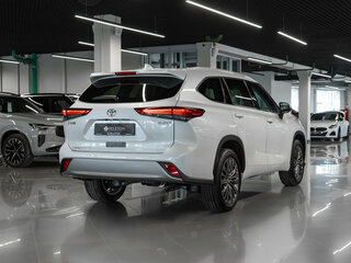 2026 Toyota Highlander IV (XU70), белый, 5280000 рублей, вид 5