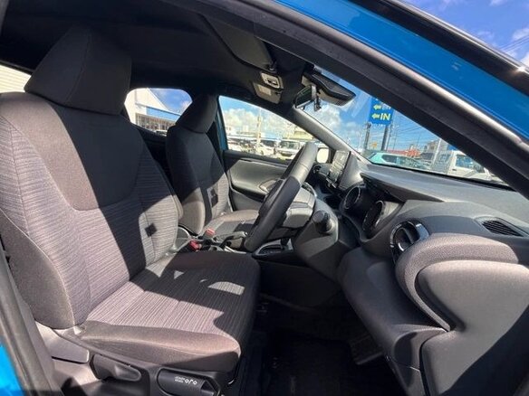 2023 Toyota Yaris IV, голубой, 1251000 рублей - вид 5