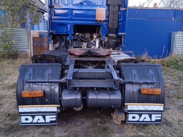 1999 DAF 95XF, синий, 1600000 рублей - вид 9