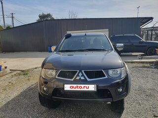 2013 Mitsubishi L200 Super Select IV Рестайлинг, серый, 2200000 рублей, вид 2