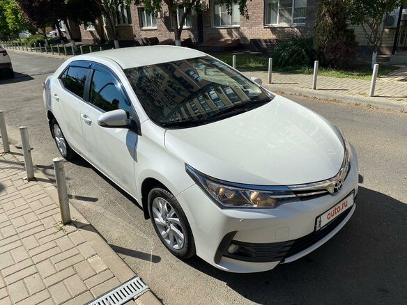 2016 Toyota Corolla XI (E160, E170, E180) Рестайлинг 1, белый, 1395000 рублей