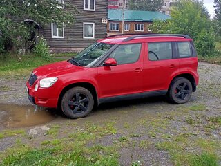 2012 Skoda Yeti I, красный, 900000 рублей, вид 4