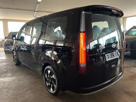 2026 Hyundai Staria I Рестайлинг, чёрный, 6897000 рублей, вид 4