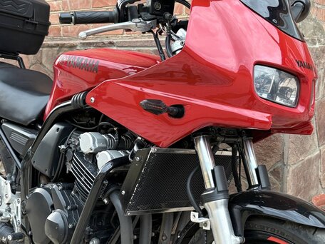1998 Yamaha FZS600 Fazer, красный, 300000 рублей, вид 3