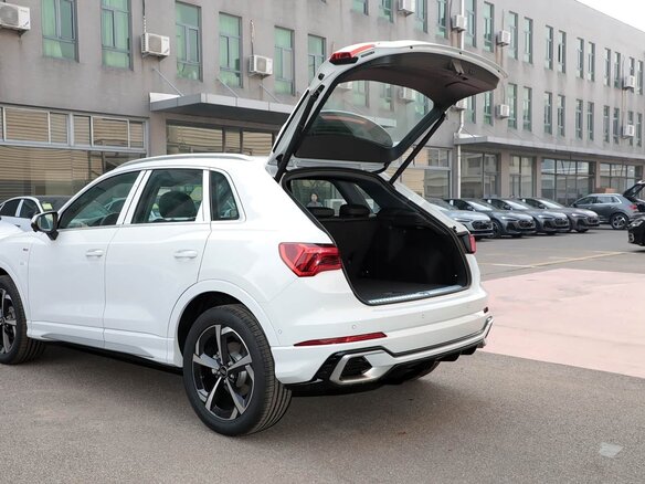 2026 Audi Q3 TFSI III (FJ), серый, 3900000 рублей - вид 25