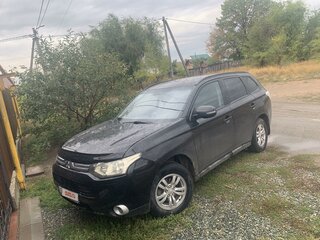 2013 Mitsubishi Outlander III, чёрный, 1565555 рублей, вид 1