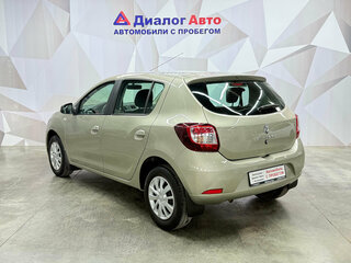 2020 Renault Sandero II Рестайлинг, бежевый, 995000 рублей, вид 4