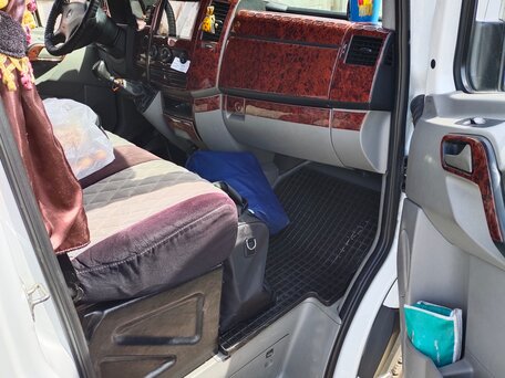 2008 Mercedes-Benz Sprinter, белый, 2250000 рублей, вид 1