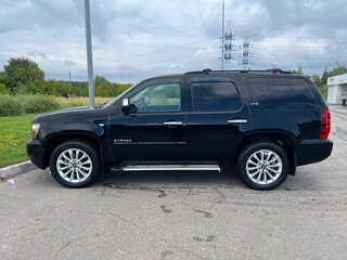 2008 Chevrolet Tahoe III, чёрный, 1400000 рублей, вид 1