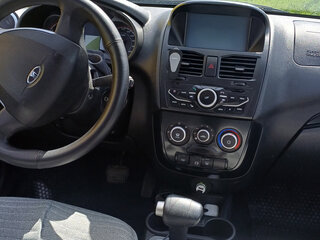 2013 Lada (ВАЗ) Kalina II, серебристый, 500000 рублей, вид 5