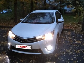 2014 Toyota Corolla XI (E160, E170, E180), белый, 1680000 рублей, вид 1