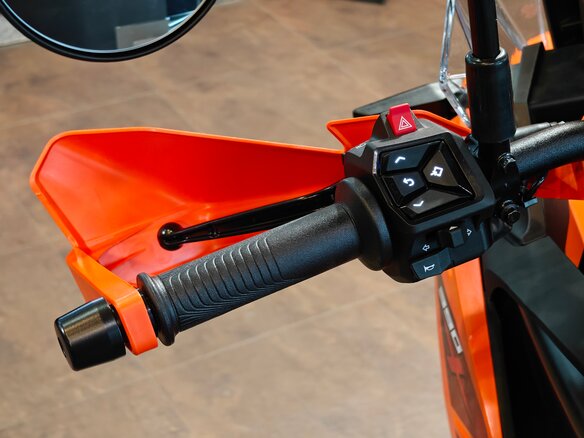 2026 KTM 390 Adventure X, оранжевый, 720000 рублей - вид 6