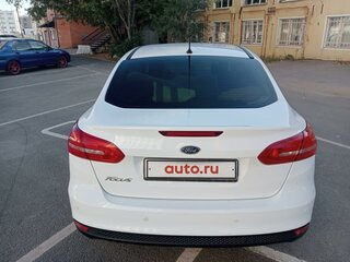2015 Ford Focus III Рестайлинг, белый, 810000 рублей, вид 5