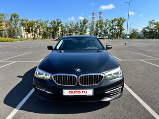 2019 BMW 5 серии 520d xDrive VII (G30/G31/G38), чёрный, 4500000 рублей, вид 2