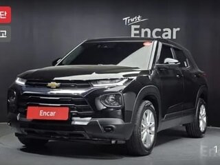 2022 Chevrolet TrailBlazer III, чёрный, 2100000 рублей, вид 1