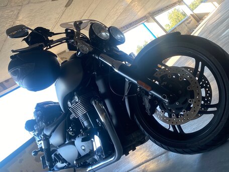2013 Triumph Thunderbird Storm, серебристый, 1300000 рублей, вид 3