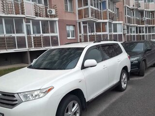 2012 Toyota Highlander II (XU40) Рестайлинг, белый, 1750000 рублей, вид 1