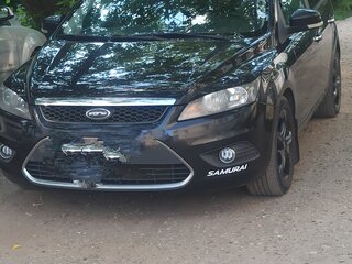 2010 Ford Focus II Рестайлинг, чёрный, 700000 рублей, вид 3