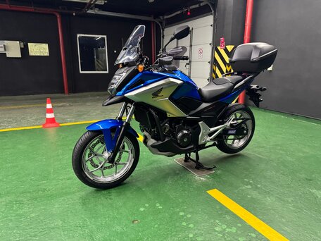 2017 Honda NC 750X, синий, 855000 рублей, вид 4