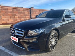 2019 Mercedes-Benz E-Класс 200 V (W213, S213, C238), чёрный, 3300000 рублей, вид 1