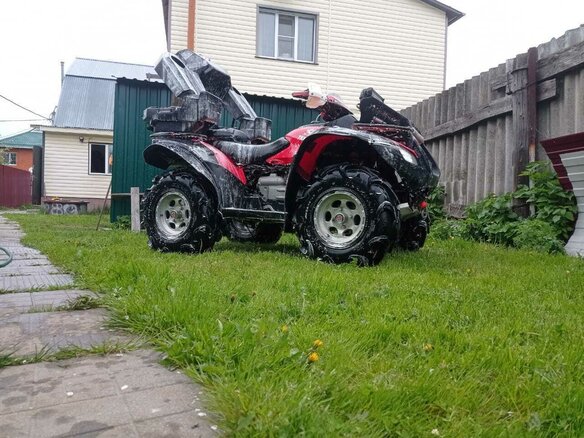 2004 Honda TRX 650 (Rincon), красный, 620000 рублей