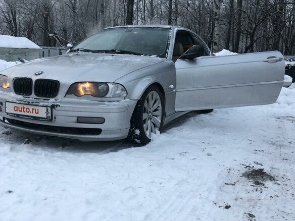 2001 BMW 3 серии 325i IV (E46), серебристый