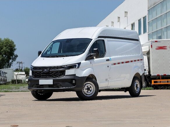 2025 Ford Transit Custom, белый, 4600000 рублей