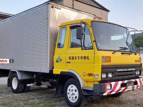 1989 Nissan Diesel, жёлтый, 1650000 рублей, вид 4