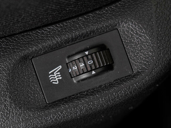 2011 Peugeot 308 I Рестайлинг, серебристый - вид 20