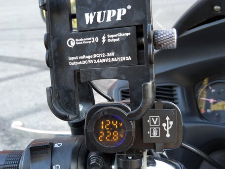 2011 Honda NT700V Deauville, серебристый, 570000 рублей, вид 2