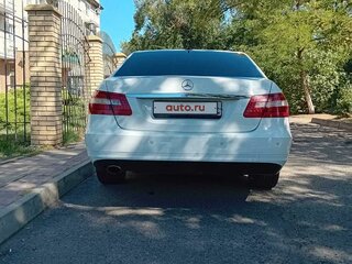 2012 Mercedes-Benz E-Класс 200 7G-Tronic IV (W212, S212, C207), белый, 1369500 рублей, вид 4