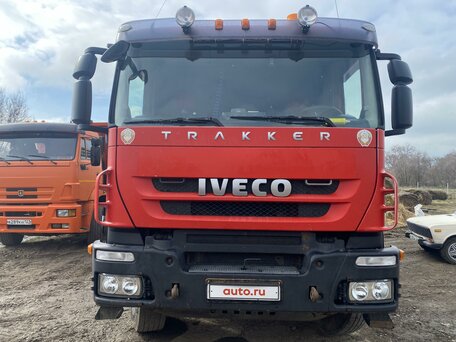 2011 IVECO-АМТ 6339, красный, 2000000 рублей, вид 2