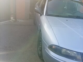 2001 Mitsubishi Carisma I Рестайлинг, серебристый, 220000 рублей, вид 5