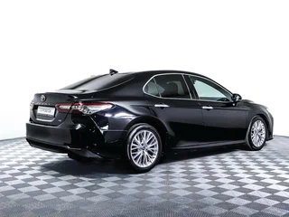 2018 Toyota Camry VIII (XV70), чёрный, 1800000 рублей, вид 3