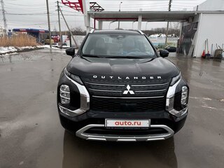 2021 Mitsubishi Outlander IV, чёрный, 4700000 рублей, вид 2