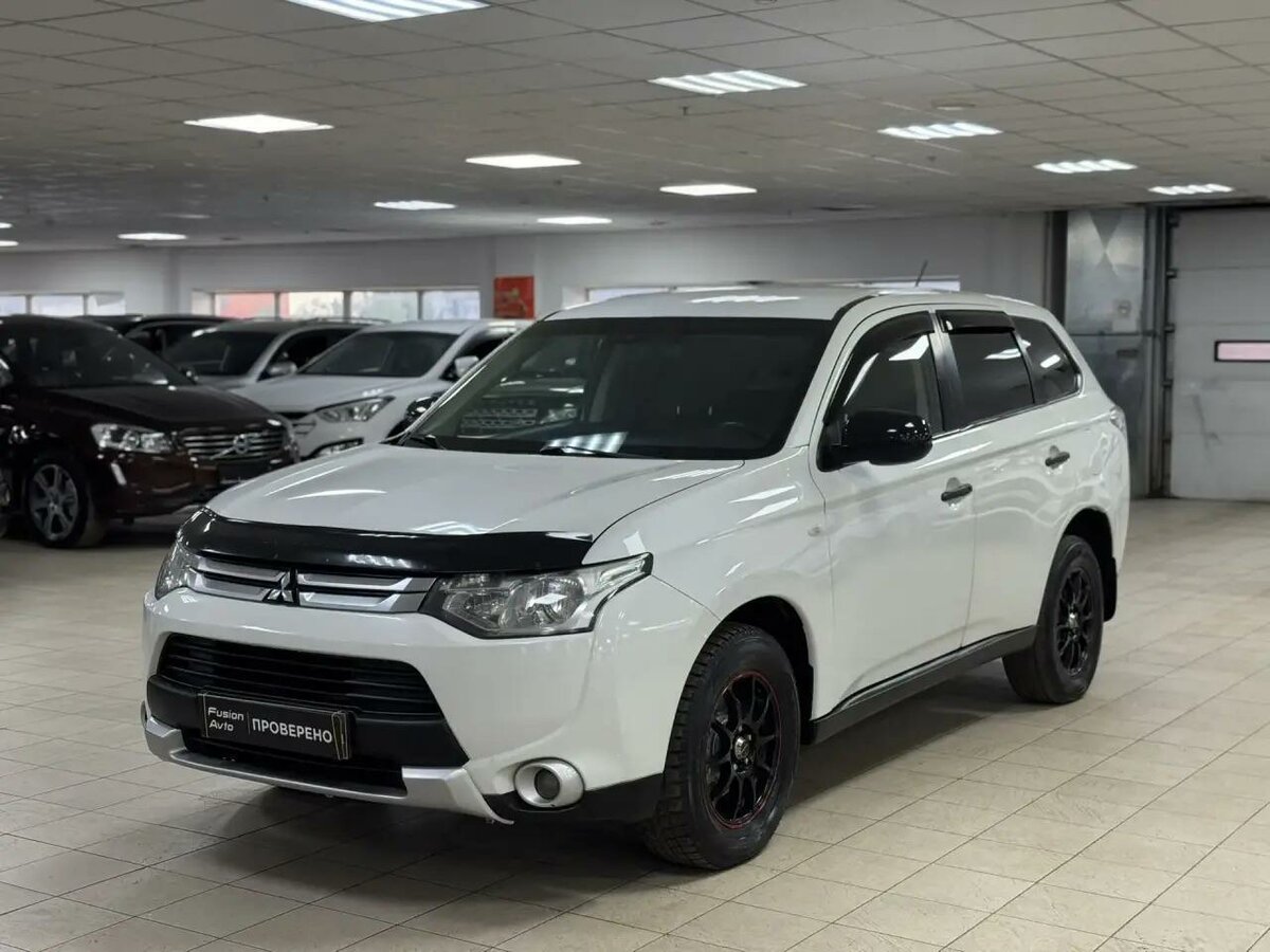 Открыть фотографии: Mitsubishi Outlander III Рестайлинг